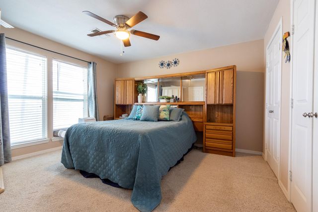 1330 Leilani Drive, Tiki Island, TX 77554