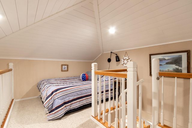 1330 Leilani Drive, Tiki Island, TX 77554