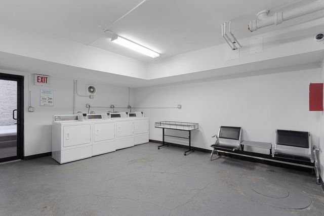 1460 W Fargo Avenue 309, Chicago, IL 60626