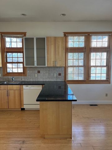 136R Main St 1, Acton, MA 01720
