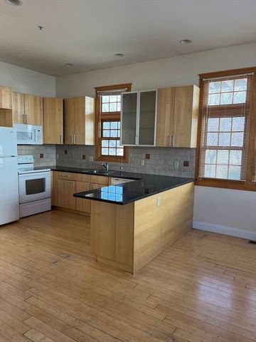 136R Main St 1, Acton, MA 01720