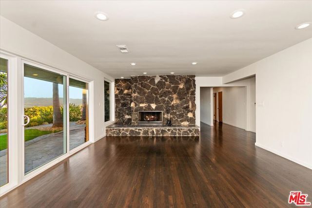 15451 Longbow Drive, Sherman Oaks, CA 91403