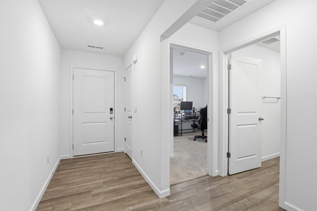 4787 CARSON Court, Woodburn, IN 46797