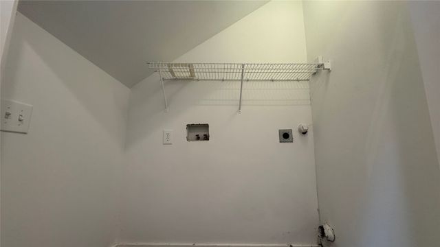 2202 N Peak Street, Dallas, TX 75204