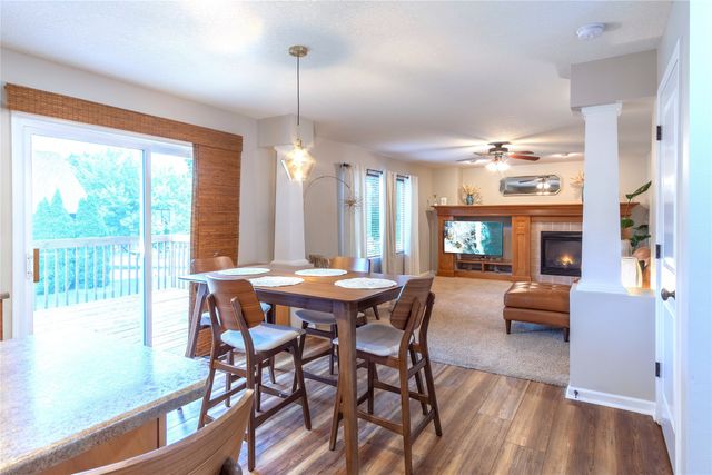 6403 Wilcot Court, Johnston, IA 50131
