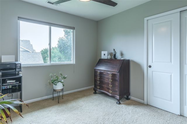 6403 Wilcot Court, Johnston, IA 50131