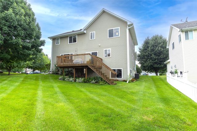 6403 Wilcot Court, Johnston, IA 50131