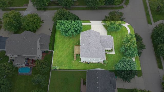 6403 Wilcot Court, Johnston, IA 50131