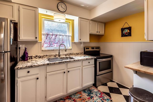 2113 W Fork Road, Cincinnati, OH 45211