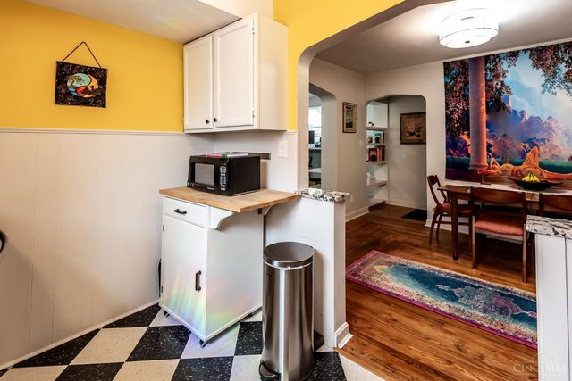 2113 W Fork Road, Cincinnati, OH 45211