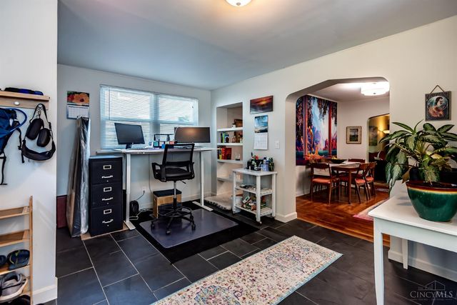 2113 W Fork Road, Cincinnati, OH 45211