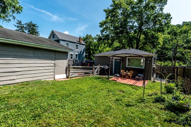 2113 W Fork Road, Cincinnati, OH 45211