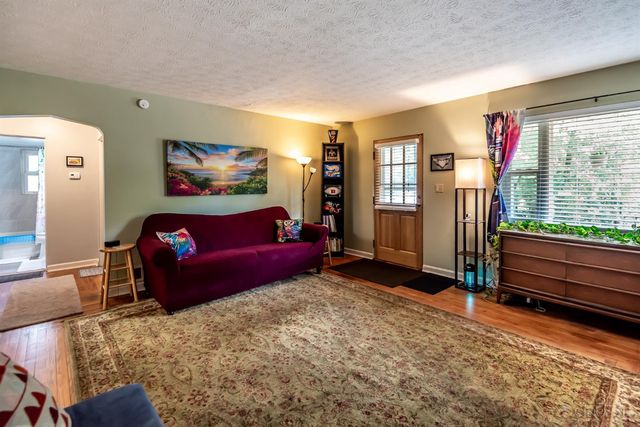 2113 W Fork Road, Cincinnati, OH 45211