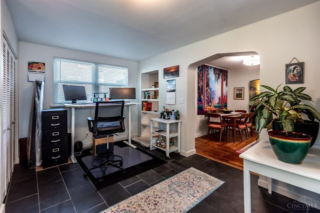 2113 W Fork Road, Cincinnati, OH 45211