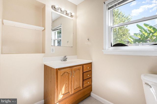 3430 LITTLE HUNTING CREEK DR, Alexandria, VA 22309
