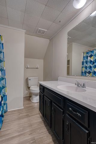401 N 6th Street, Boonville, IN 47601