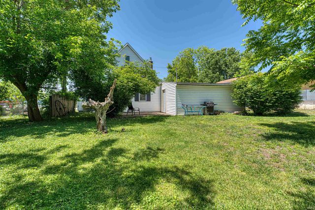 401 N 6th Street, Boonville, IN 47601