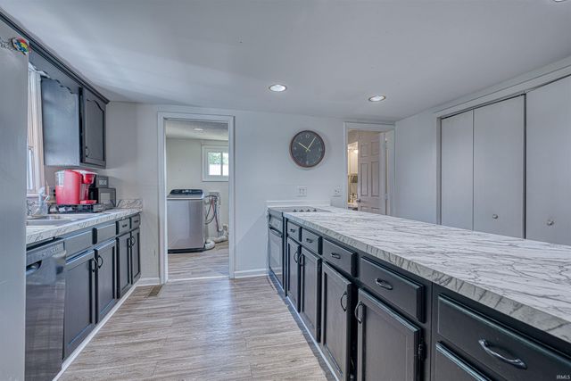 401 N 6th Street, Boonville, IN 47601
