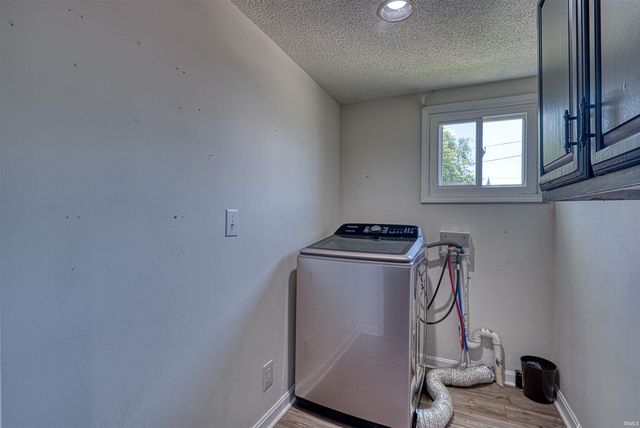 401 N 6th Street, Boonville, IN 47601