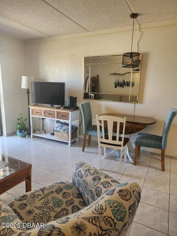 2700 Ocean Shore Blvd Apt 205, Ormond Beach, FL 32176