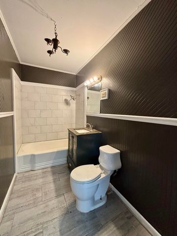 115 Conti St., Hattiesburg, MS 39401