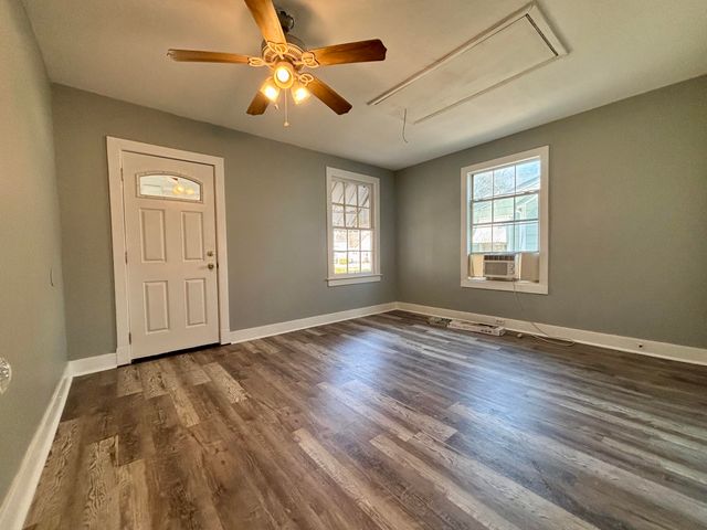 115 Conti St., Hattiesburg, MS 39401