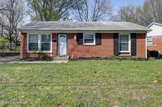 8205 Cris Dr, Louisville, KY 40291
