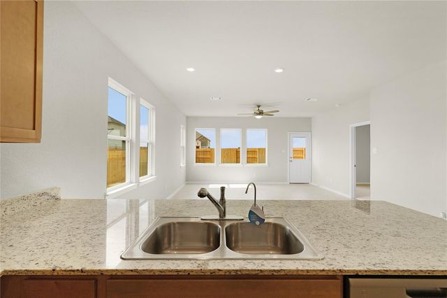 25624 Wheat Seed LN, Elgin, TX 78621