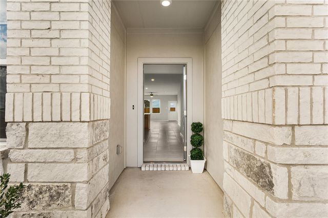 25624 Wheat Seed LN, Elgin, TX 78621