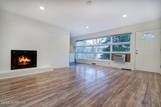 59 Lakewood Road, Manasquan, NJ 08736