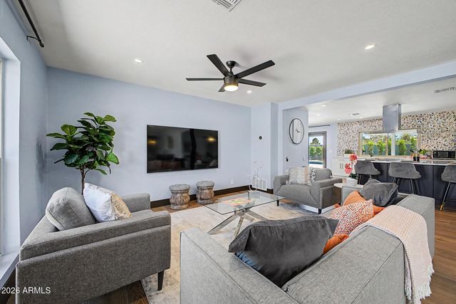 5633 E WETHERSFIELD Road, Scottsdale, AZ 85254