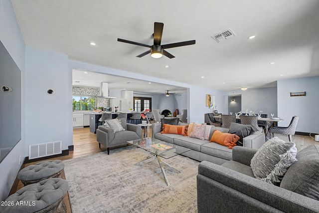 5633 E WETHERSFIELD Road, Scottsdale, AZ 85254