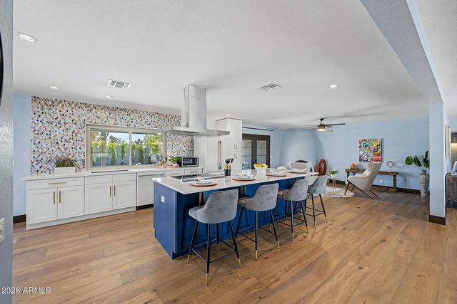 5633 E WETHERSFIELD Road, Scottsdale, AZ 85254