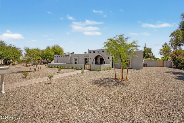 5633 E WETHERSFIELD Road, Scottsdale, AZ 85254