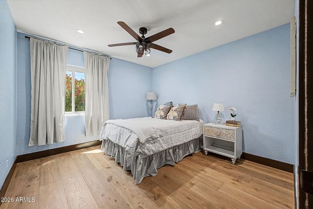 5633 E WETHERSFIELD Road, Scottsdale, AZ 85254