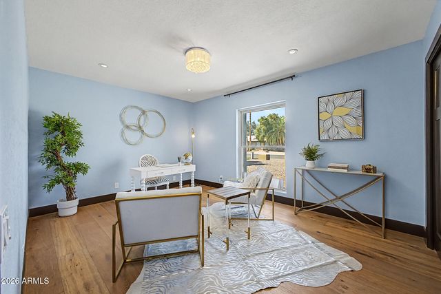 5633 E WETHERSFIELD Road, Scottsdale, AZ 85254