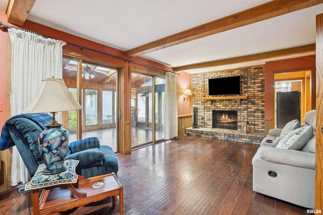 3800 14TH Street, Rock Island, IL 61201