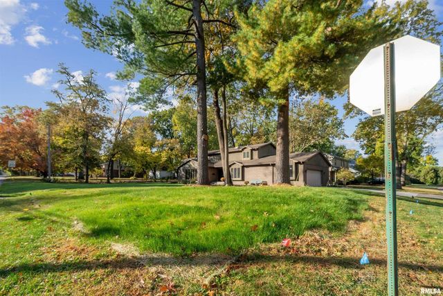 3800 14TH Street, Rock Island, IL 61201