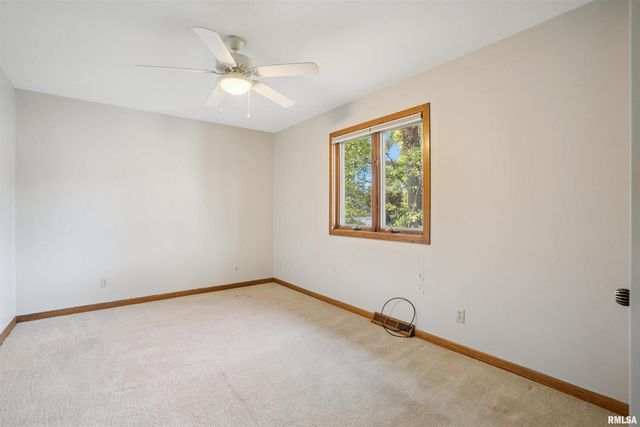 3800 14TH Street, Rock Island, IL 61201