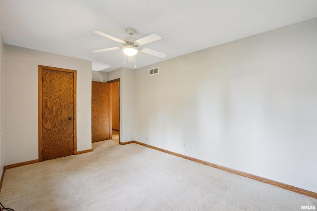 3800 14TH Street, Rock Island, IL 61201