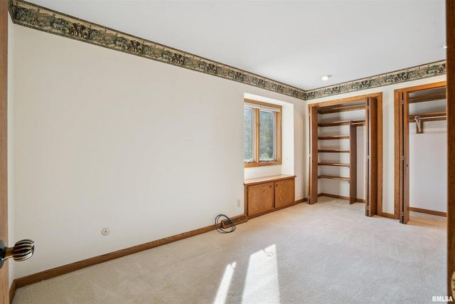 3800 14TH Street, Rock Island, IL 61201