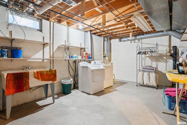 3800 14TH Street, Rock Island, IL 61201