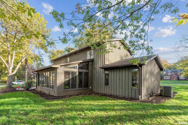 3800 14TH Street, Rock Island, IL 61201