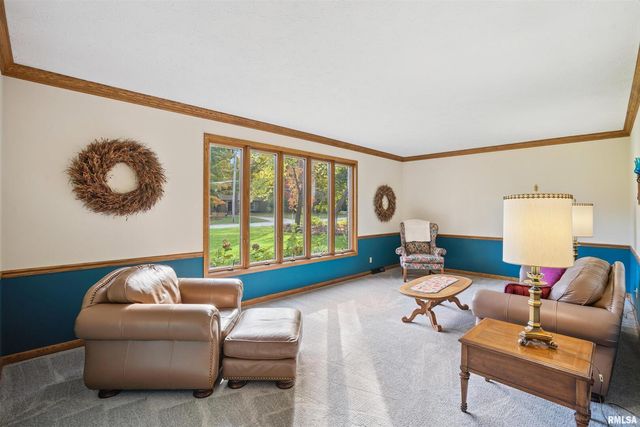 3800 14TH Street, Rock Island, IL 61201