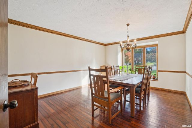 3800 14TH Street, Rock Island, IL 61201