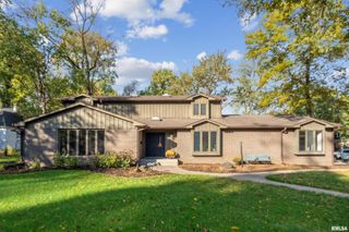 3800 14TH Street, Rock Island, IL 61201