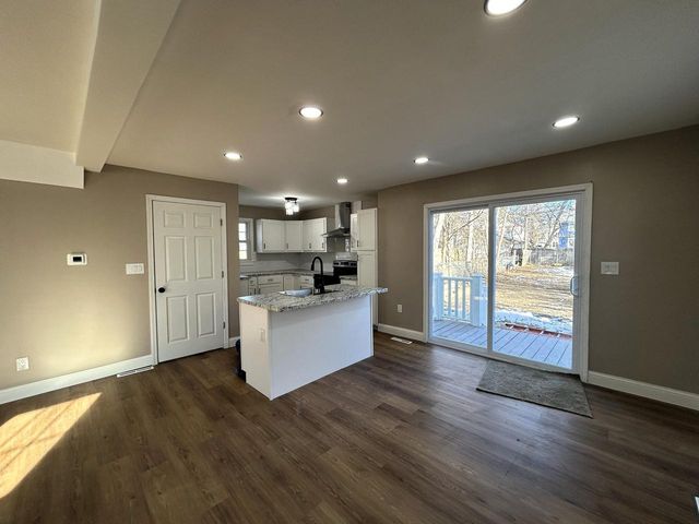 4444 N 26th STREET, Milwaukee, WI 53209