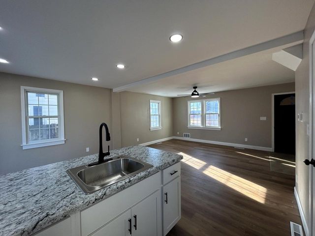 4444 N 26th STREET, Milwaukee, WI 53209