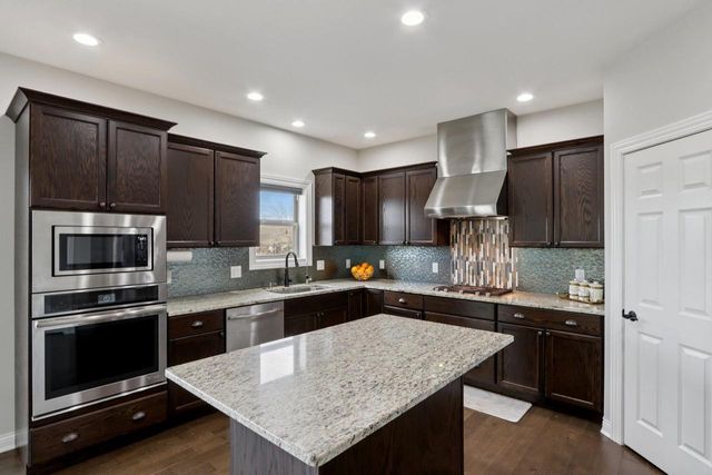 2820 Bluebird Drive, Portage, WI 53901