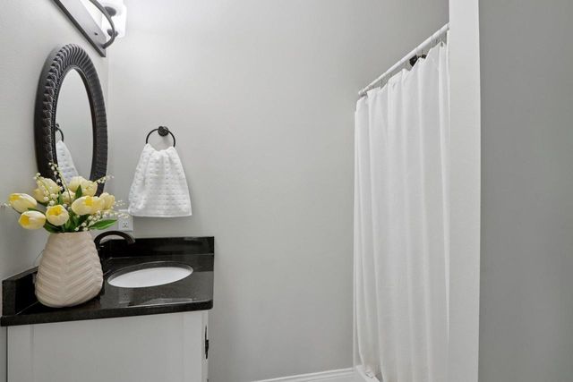 2820 Bluebird Drive, Portage, WI 53901